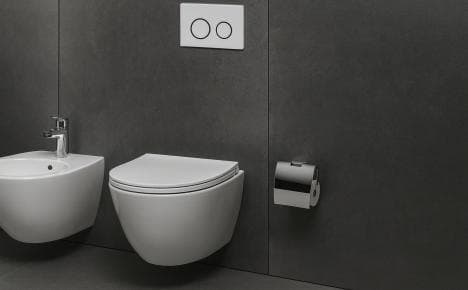 الأدوات الصحية وخزانات الدفن من QuarterBath
